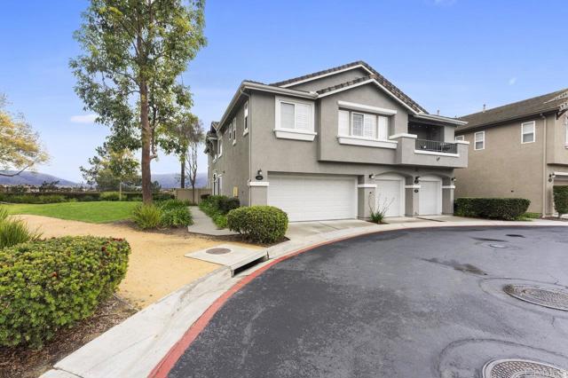 MLS: PTP2501911 Condo For Sale