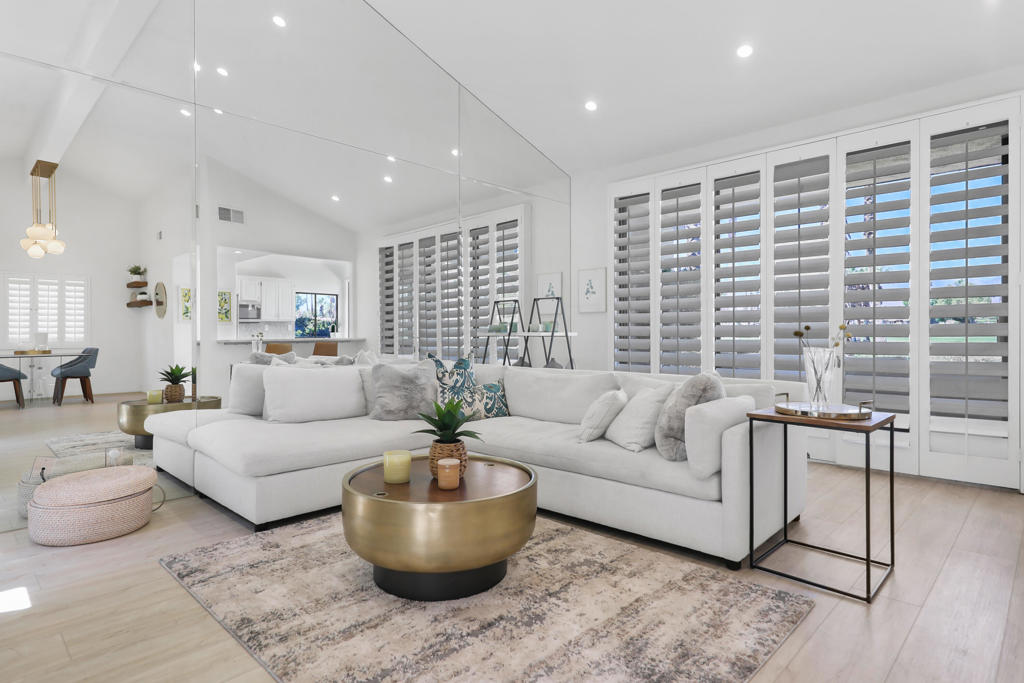 31 Blue River Drive