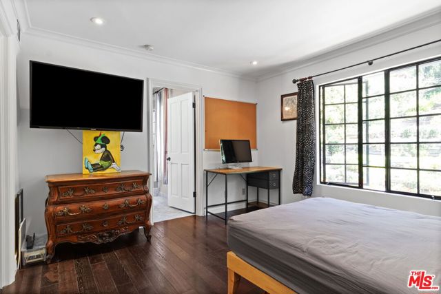 Drew Fenton | 1060 Chantilly Road Los Angeles CA | MLS: 7138387