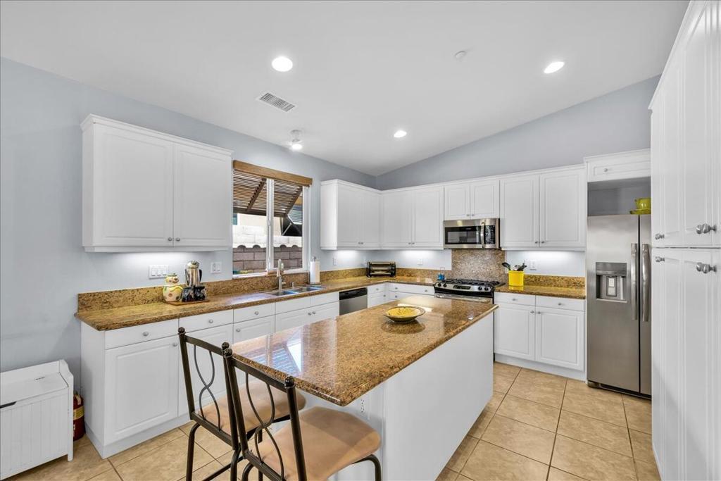 MLS #219137051PS image #9