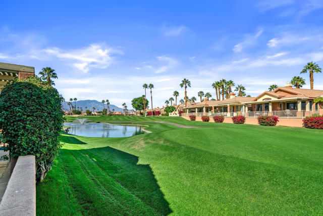 76788 Kybar Road, Palm Desert CA: https://media.crmls.org/mediaz/33c45d9f-13c3-45a7-8649-d8be31ba7e29.jpg