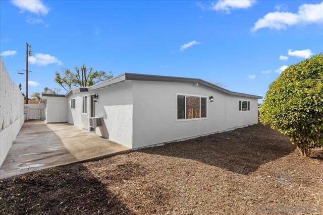 9255 Fairlawn St, Santee, California 92071, ,Multi-Family,For Sale,Fairlawn St,250020638SD