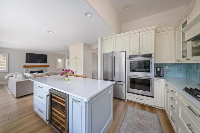 Image 5 of 33 For 7060 Zubaron Lane