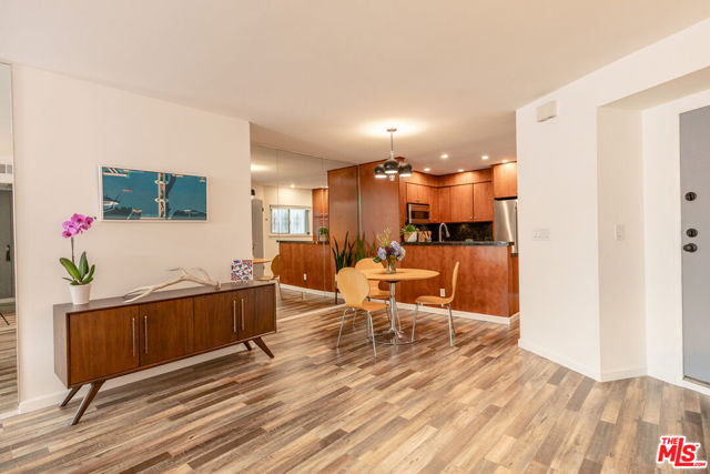 2260 North Cahuenga Boulevard, 306 photo 5
