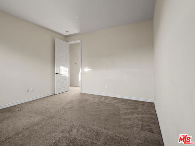 26420 Township Street, Santa Clarita CA: https://media.crmls.org/mediaz/33c56c49-4f7d-4e21-99de-591b6da626c5.jpg