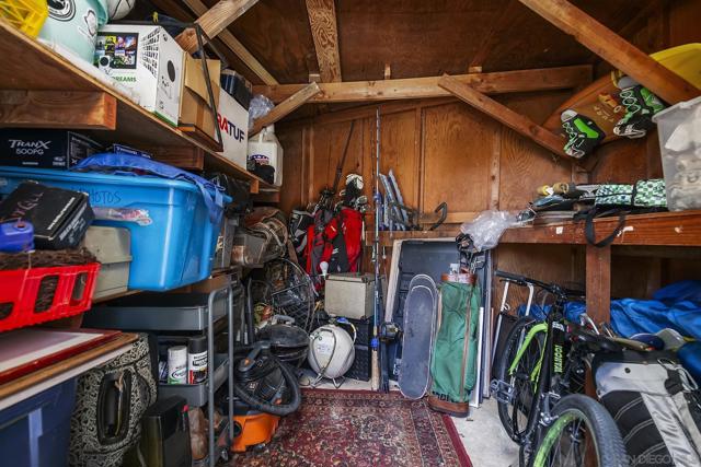 4225 4227 Whittier St, San Diego CA: https://media.crmls.org/mediaz/33c5f97f-1888-4db2-9aaa-97d8c6fdb120.jpg