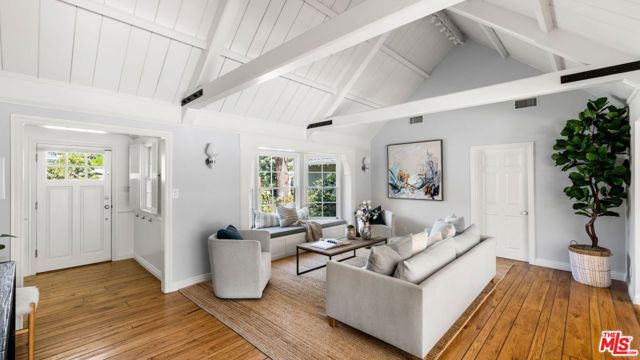 15110 Sutton Street photo 6