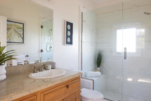 4840 Cliff Drive, Capitola CA: https://media.crmls.org/mediaz/33c75b4c-291e-47b2-a152-6a37a90e0c20.jpg