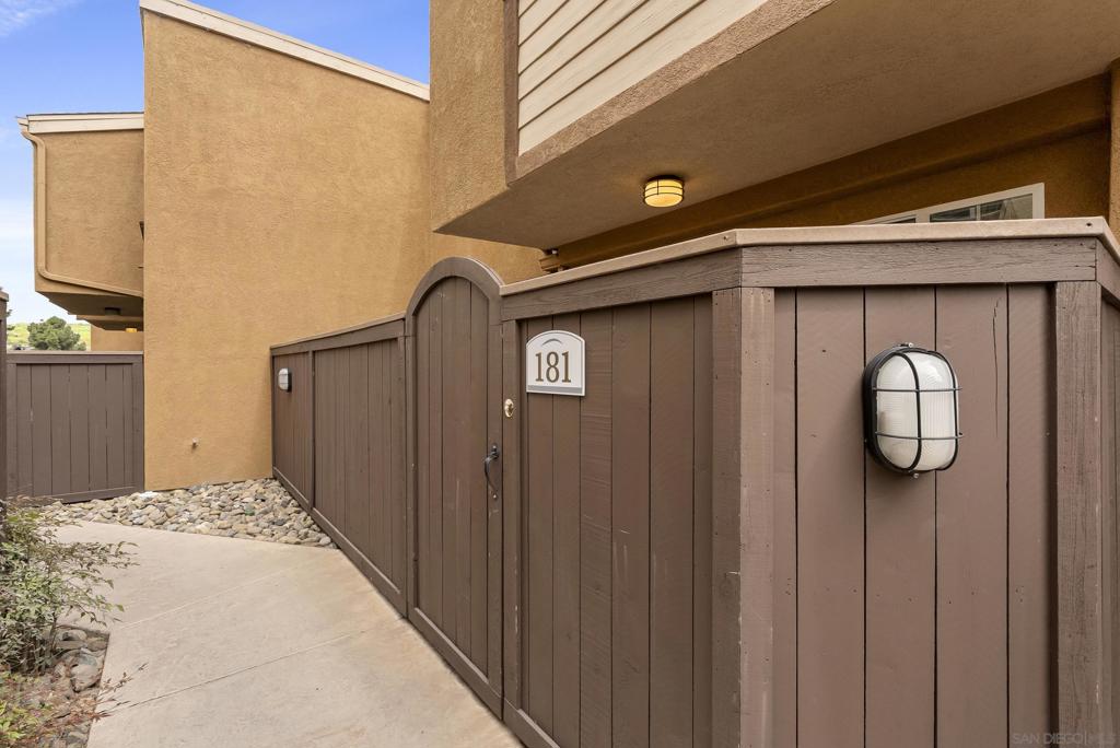 5252 Balboa Arms - photo 3