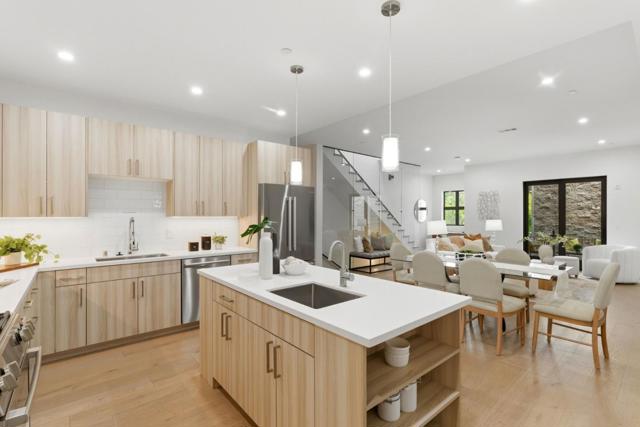 922 Woodside Road, Redwood City CA: https://media.crmls.org/mediaz/33c7d9a2-4e1d-462b-bc79-0f7acf04b9fc.jpg