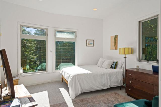 23185 Old Santa Cruz Highway, Los Gatos CA: https://media.crmls.org/mediaz/33c7e514-b1fa-4506-9215-ea90c93ff8ca.jpg