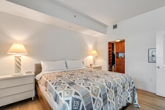 253 10Th Ave, San Diego CA: https://media.crmls.org/mediaz/33c8adfb-885d-4698-8ae3-d5b55249ff9e.jpg