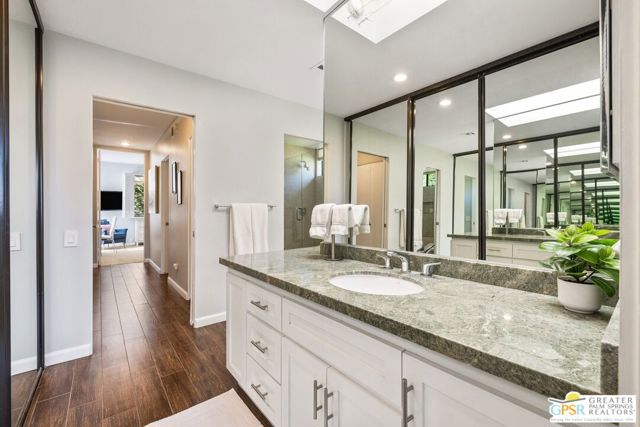 747 Inverness Drive, Rancho Mirage CA: https://media.crmls.org/mediaz/33c9d4b4-da88-4bee-9f82-ba3d5514ef45.jpg