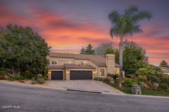 1732 Crooked Trail Place, Westlake Village CA: https://media.crmls.org/mediaz/33ca5591-98a2-4e76-a353-7a6967b19a8c.jpg