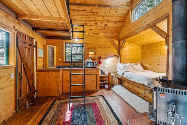 35425 Stonewall Drive, Shingletown CA: https://media.crmls.org/mediaz/33caa7d2-4762-4ae6-8212-26d4c254b5f5.jpg