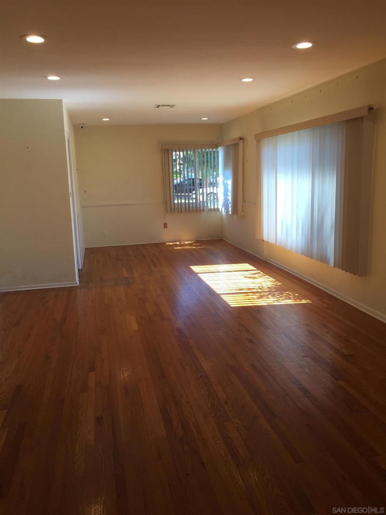 5104 63rd - photo 8