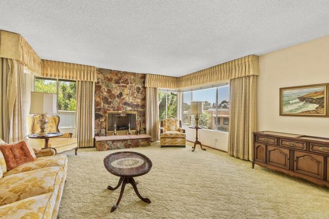 3448 Goldfinch Street, San Diego CA: https://media.crmls.org/mediaz/33caed09-52e7-438b-91c8-e71c0a24225f.jpg