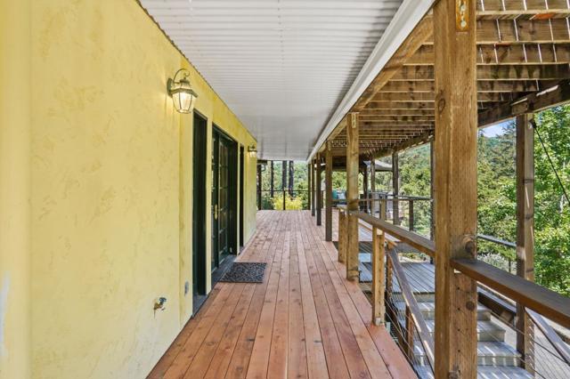 20420 Idylwild Road, Los Gatos CA: https://media.crmls.org/mediaz/33cd9afb-58af-4e0b-bb90-f3b9a93b627e.jpg