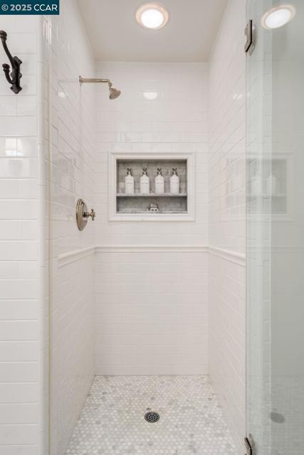 222 Still Creek Rd, Danville CA: https://media.crmls.org/mediaz/33cdf26c-7af1-42ba-9812-0fddc50d5a63.jpg