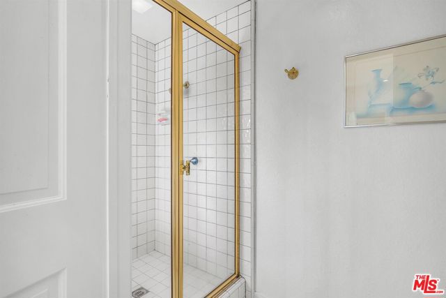8319 Berger Avenue, Playa del Rey CA: https://media.crmls.org/mediaz/33ce01be-f8ad-410a-9d64-f5d80b4a4bea.jpg