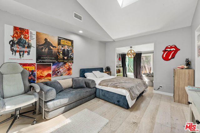 3614 Malibu Country Drive photo 14