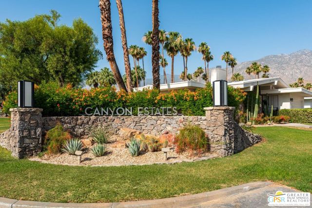 1595 E Canyon Estates Drive, Palm Springs CA: https://media.crmls.org/mediaz/33cf3dc0-ea8c-4f8e-999c-2ec27e358204.jpg