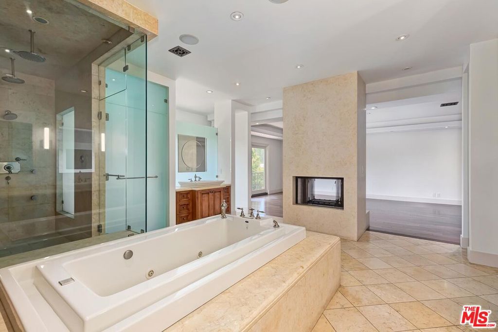 MLS #26842247 image #38