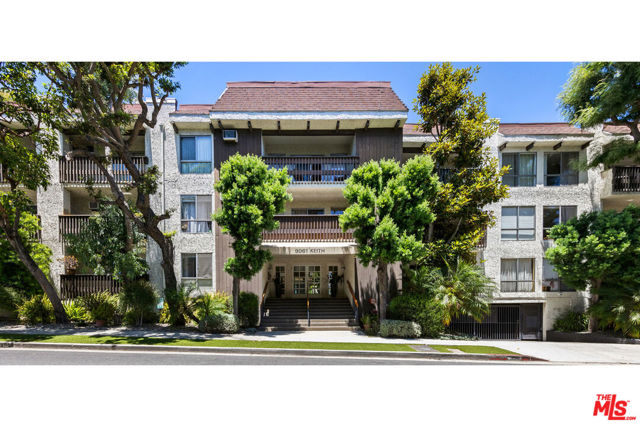 9061 Keith Avenue, West Hollywood CA: https://media.crmls.org/mediaz/33d06bb1-4b44-464c-a0d1-7243d9b6132f.jpg