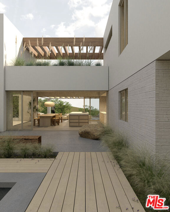 701 Greenleaf Canyon Road photo 5