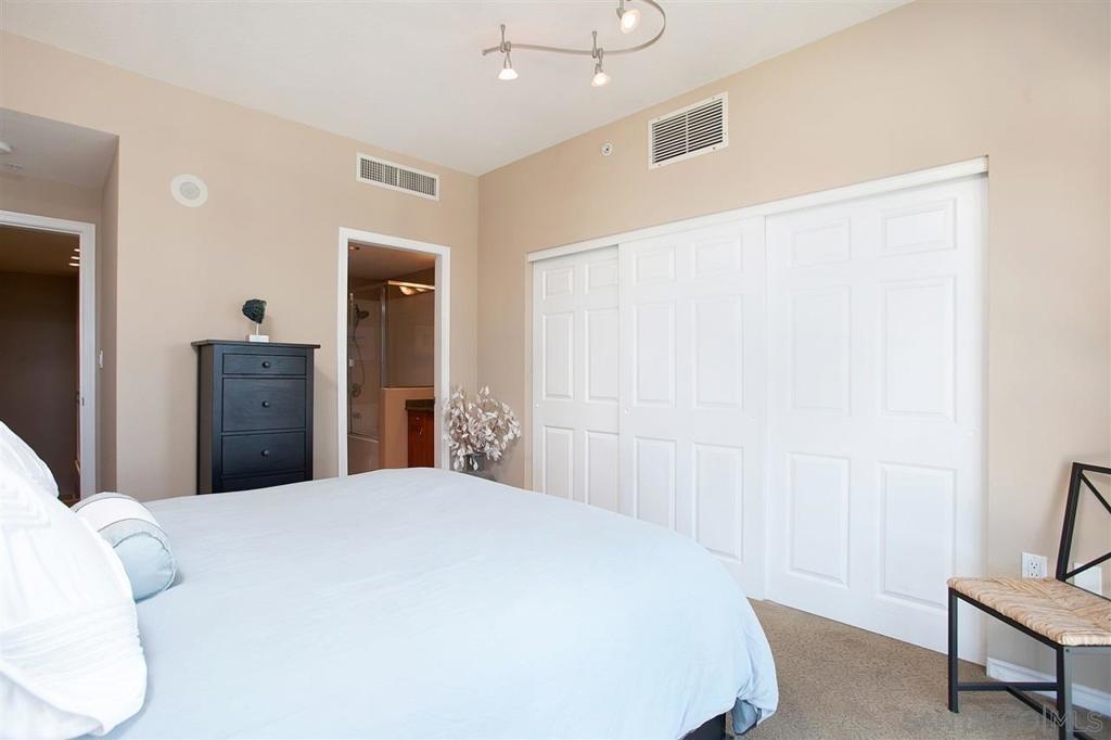 1240 India Street - photo 8