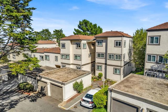3550 Carter Drive, South San Francisco CA: https://media.crmls.org/mediaz/33d14cd0-52cb-4ce6-89cc-27a6358044e7.jpg