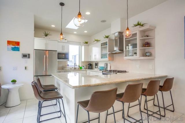 808 Ensenada Ct, San Diego CA: https://media.crmls.org/mediaz/33d394d9-1440-4dc3-bedf-df416e697466.jpg