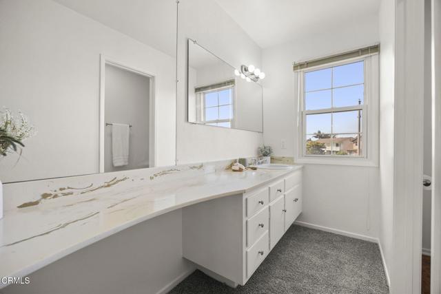 8699 Roswell Street, Ventura CA: https://media.crmls.org/mediaz/33d3fb08-c257-457e-b9c5-c41afe67f75e.jpg
