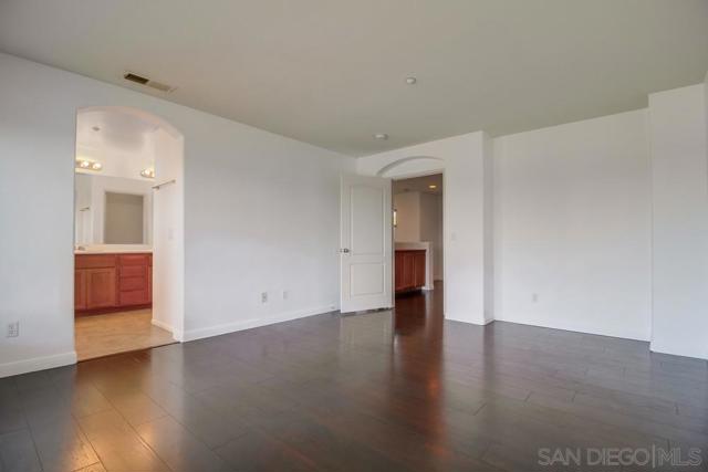 2305 Wisteria Way, National City CA: https://media.crmls.org/mediaz/33d66a97-42e5-4cc1-ac73-796aa5b6c1de.jpg