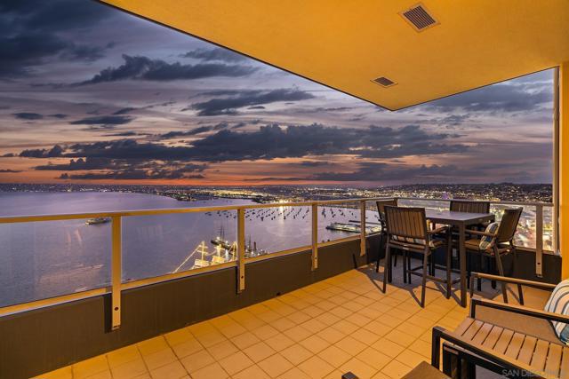 1325 Pacific Hwy, San Diego CA: https://media.crmls.org/mediaz/33d678bd-362f-4fc9-8507-8b01479c2d3c.jpg