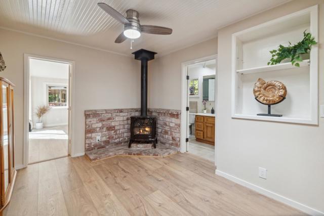 281 Olson Road, Soquel CA: https://media.crmls.org/mediaz/33d6f03c-ae5e-401c-b402-b13e6f791af6.jpg