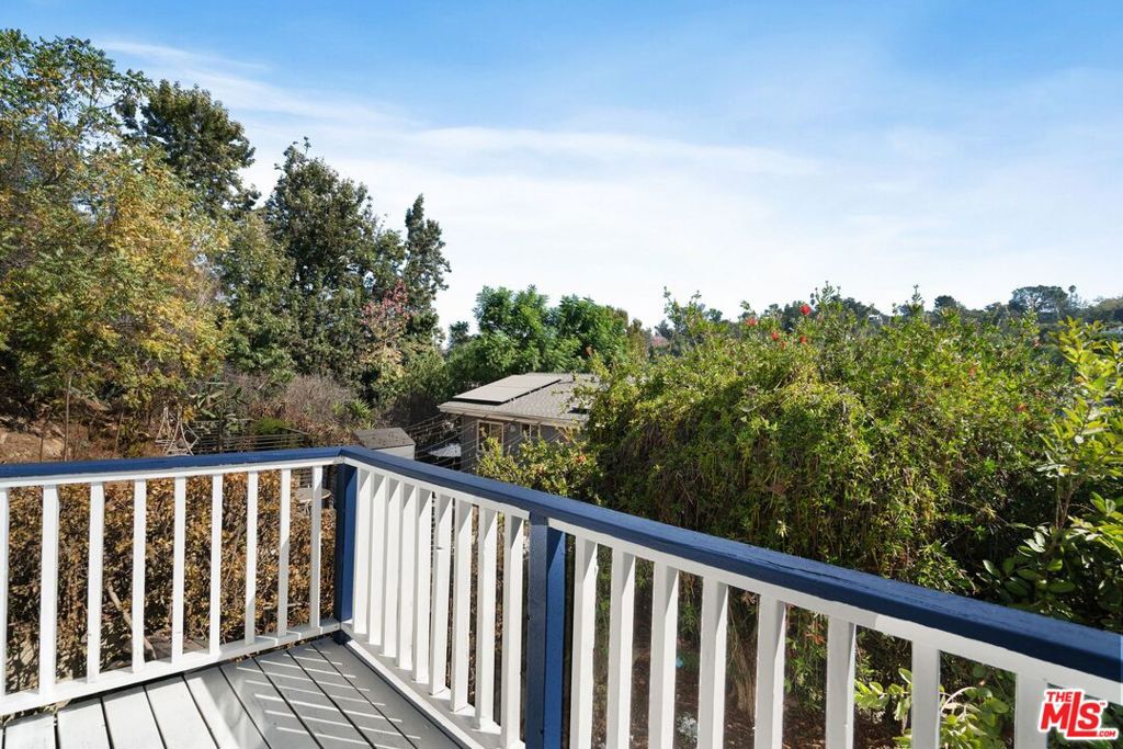2165 Valentine Street #1