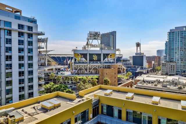 350 11th Ave, San Diego CA: https://media.crmls.org/mediaz/33d78de2-1d8e-4906-a635-86fefcfef5bb.jpg