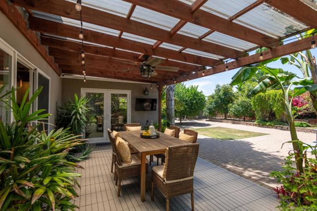 4472 Huerfano Ave, San Diego CA: https://media.crmls.org/mediaz/33d8159f-94c2-435d-8b47-044c774174ae.jpg