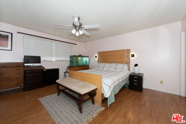 9041 Van Nuys Boulevard, 210 photo 27