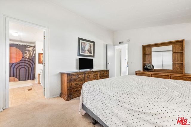 74711 Dillon Road, Desert Hot Springs CA: https://media.crmls.org/mediaz/33d93138-0aff-4e06-9d37-6e45fcf4a39f.jpg