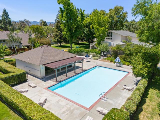 10892 Northfield Square, Cupertino CA: https://media.crmls.org/mediaz/33d9e435-64d0-4290-acf0-ad3326dc99d9.jpg