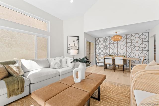 45 Saint Christophers Lane, Coronado CA: https://media.crmls.org/mediaz/33da571e-8a9e-49ba-9a14-340e66ff90cc.jpg