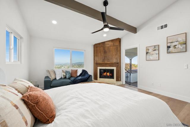 4334 Valle Dr., La Mesa CA: https://media.crmls.org/mediaz/33dabf19-6b4f-49a7-a477-5947a2761c8e.jpg