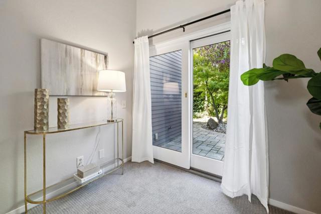 619 Mystic Lane, Foster City CA: https://media.crmls.org/mediaz/33dba516-24a6-458d-b2f8-87ff63e12dea.jpg