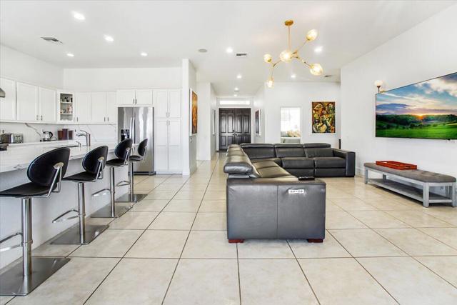 34620 Via Josefina, Rancho Mirage CA: https://media.crmls.org/mediaz/33dbb8a8-1d27-46b5-98cd-8c84f871ef38.jpg