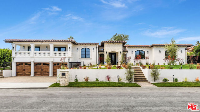 6888 Alta Vista Drive, Rancho Palos Verdes CA: https://media.crmls.org/mediaz/33dc1222-c159-4811-80ae-6e5c9cb5f4e4.jpg