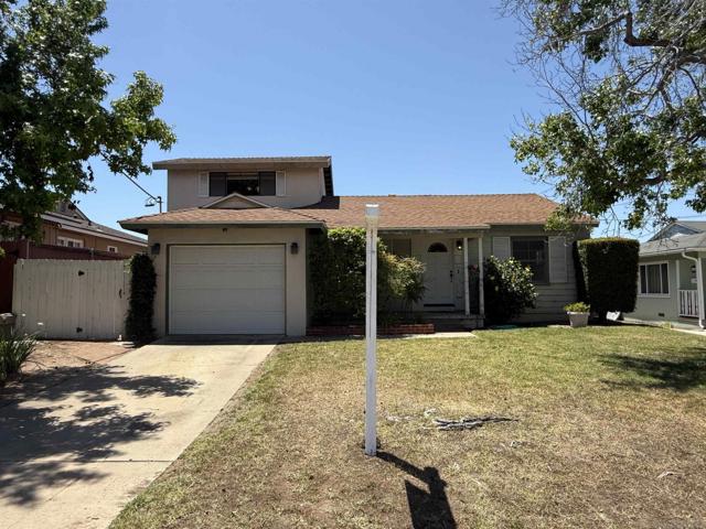 6056 Winfield Ave, La Mesa CA: https://media.crmls.org/mediaz/33dcbdc5-74ea-40ce-84ad-719a7308d7d8.jpg