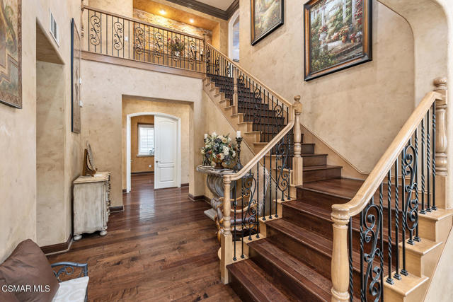 1728 Bluesage Court, Simi Valley CA: https://media.crmls.org/mediaz/33dcce82-ae57-4cb8-b9aa-798687db2e56.jpg