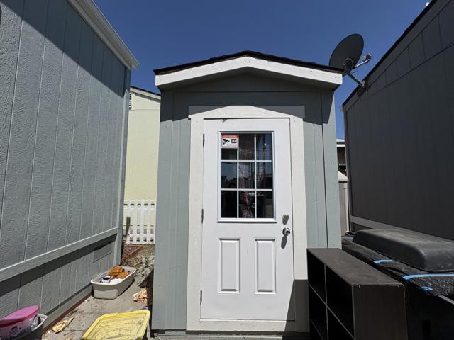 1515 N Milpitas Boulevard, Milpitas CA: https://media.crmls.org/mediaz/33dce490-2315-4192-a839-b6a6da9e70ce.jpg